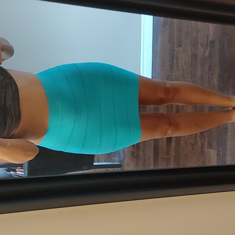 Bebe never worn bandage skirt